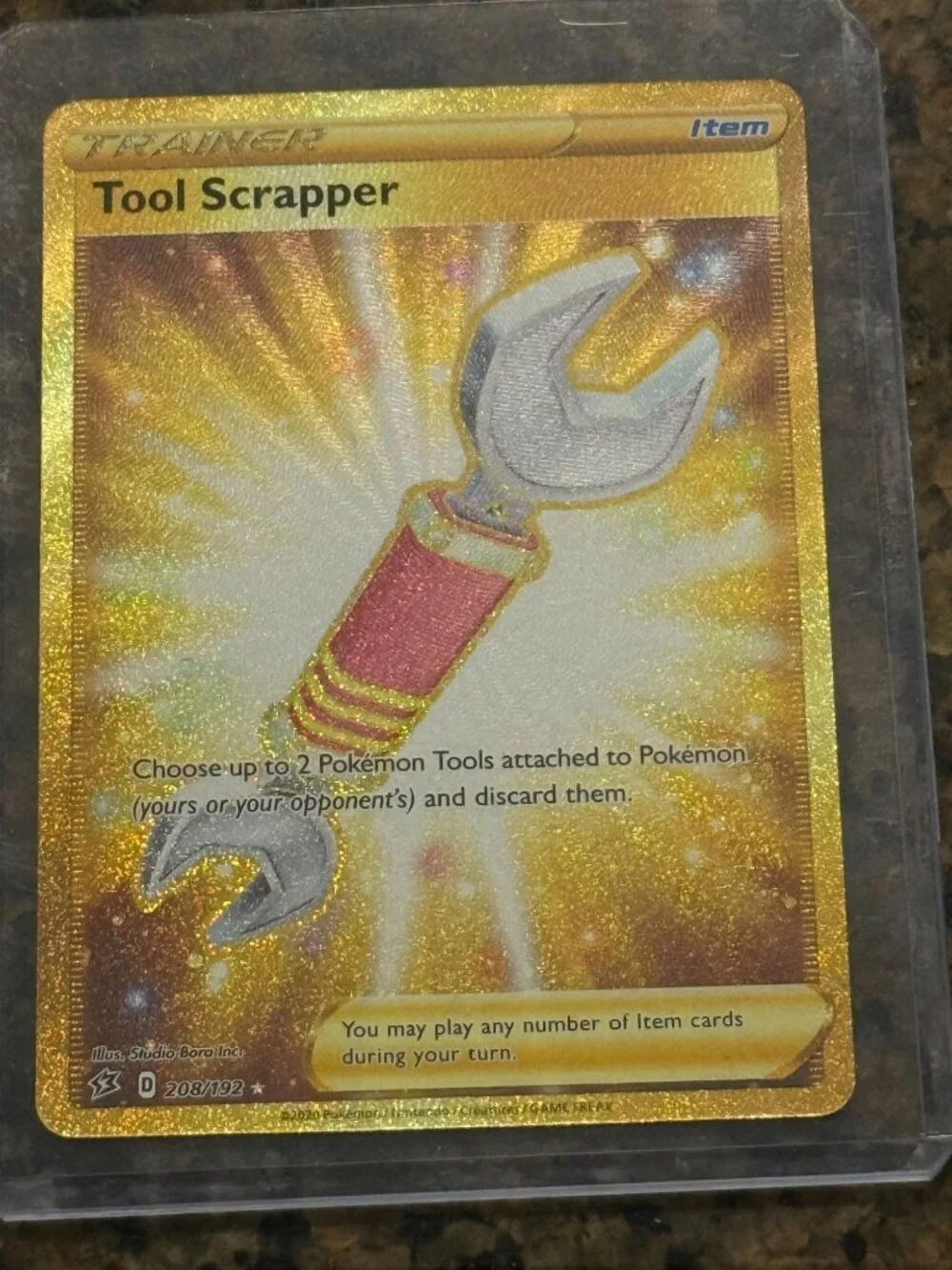 Pokemon Tool Scrapper 208/192 Gold Secret Rare Rebel Clash 2020 Trainer Card